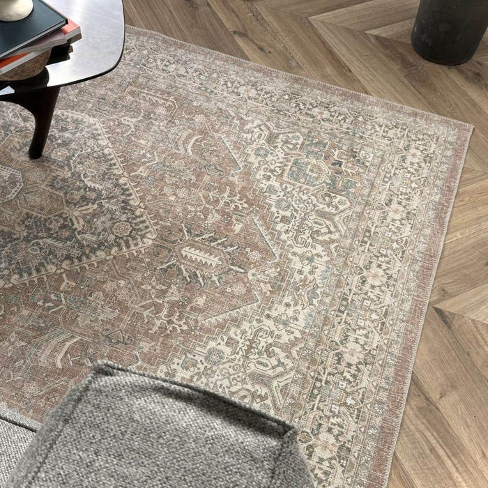 Interieur05 Vintage vloerkleed Ethel Bruin - 330 x 240 cm