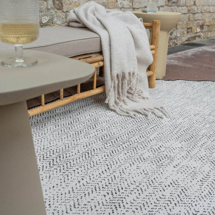 Eva Interior Buitenkleed Dahl Ovaal - Zwart - Dubbelzijdig