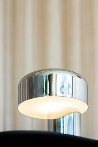 Scoop tafellamp Chrome