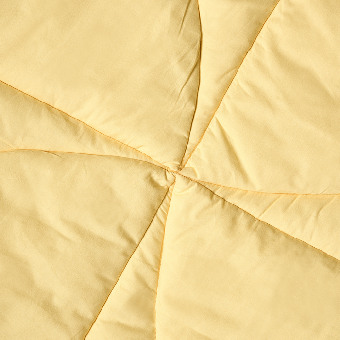 Beliani - ACADINE - Kinderspeelkleed - Geel - 110 x 110 cm - Katoen