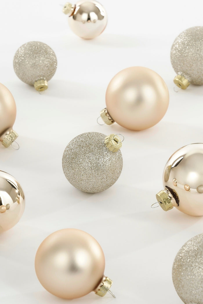 Mica Decorations Kerstballen Set - 26 Stuks - Ø7 cm - Glas - Crème