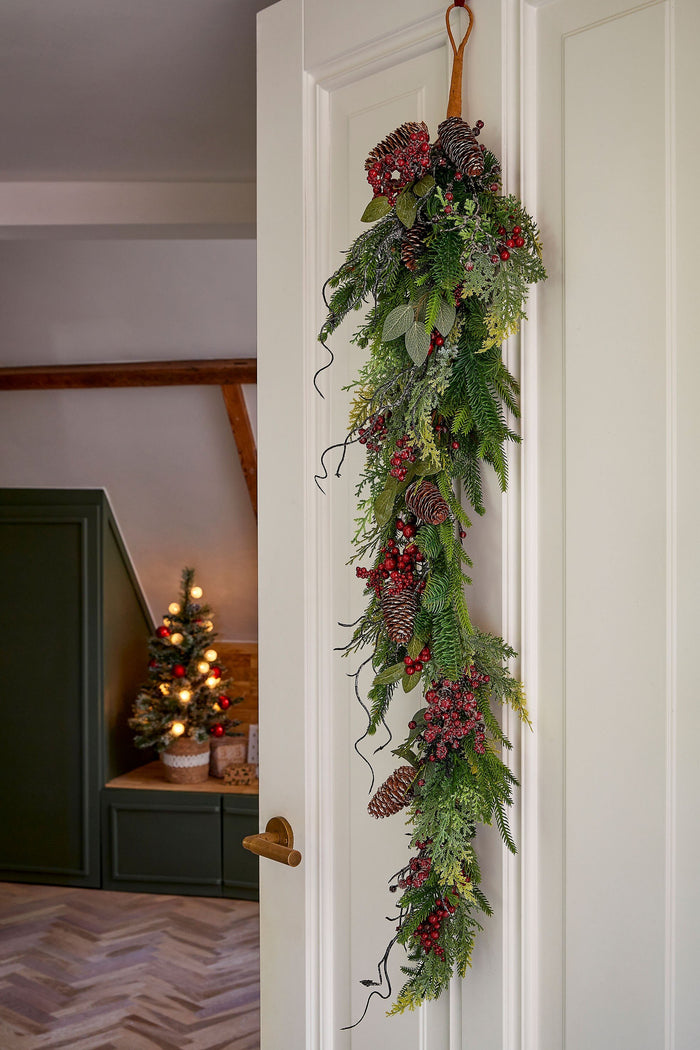 Mica Decorations Bodi Kerstslinger - L110 x B18 x H10 cm - Bordeaux