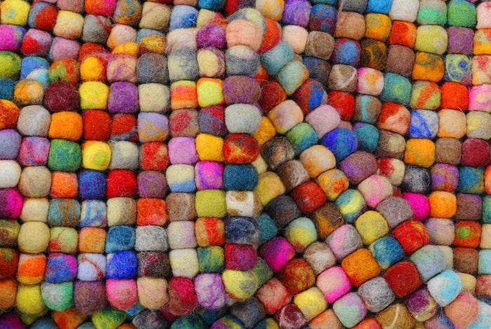 Handgemaakt viltkogeltapijt Felty 140x200 cm - Multicolor