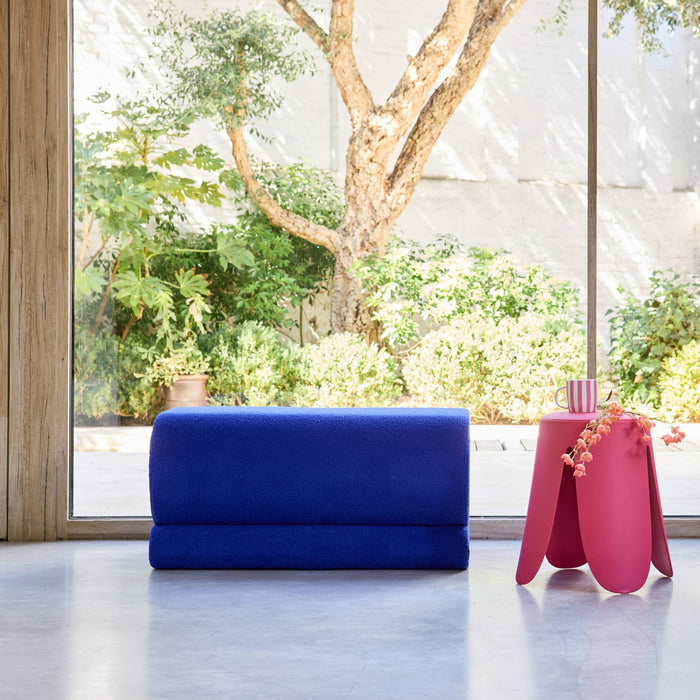 sweeek - Designbank boucléstof 1-2 zitplaatsen