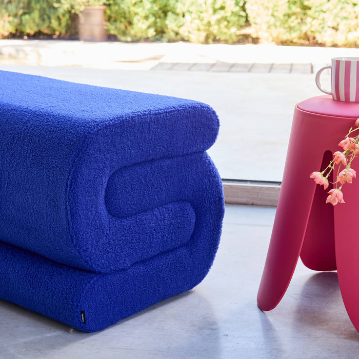 sweeek - Designbank boucléstof 1-2 zitplaatsen