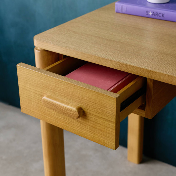 sweeek - Bureau van rubberhout en eikenfineer, 1 lade