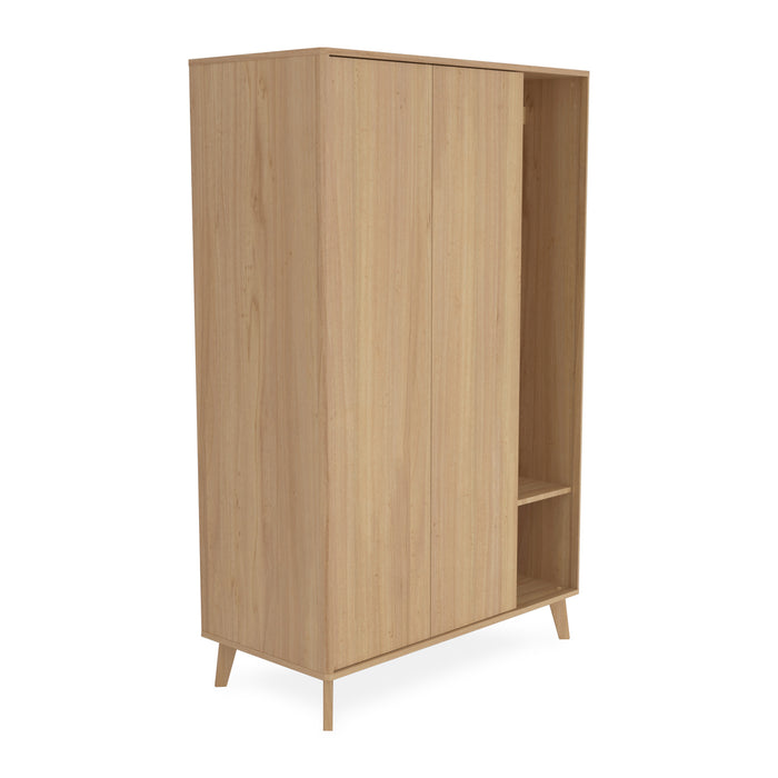 by fonQ Norre Kledingkast