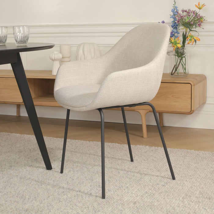 Nolon Nora-Mae Eetkamerstoel Beige - Armleuning - Zwarte Poten