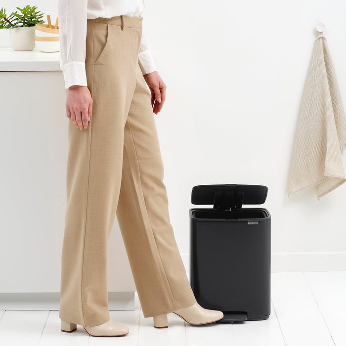 Brabantia Bo Pedaalemmer 12 L - Matt Black