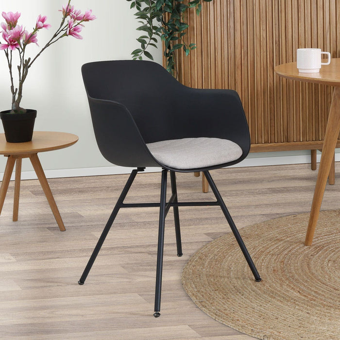 Nolon Noa-Liz Eetkamerstoel Zwart - Beige Kussen - Zwarte Poten