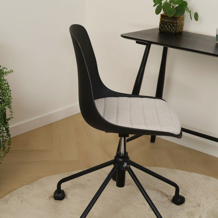 Nolon Nout-Liv Bureaustoel Zwart - Beige Kussen - Zwart Onderstel