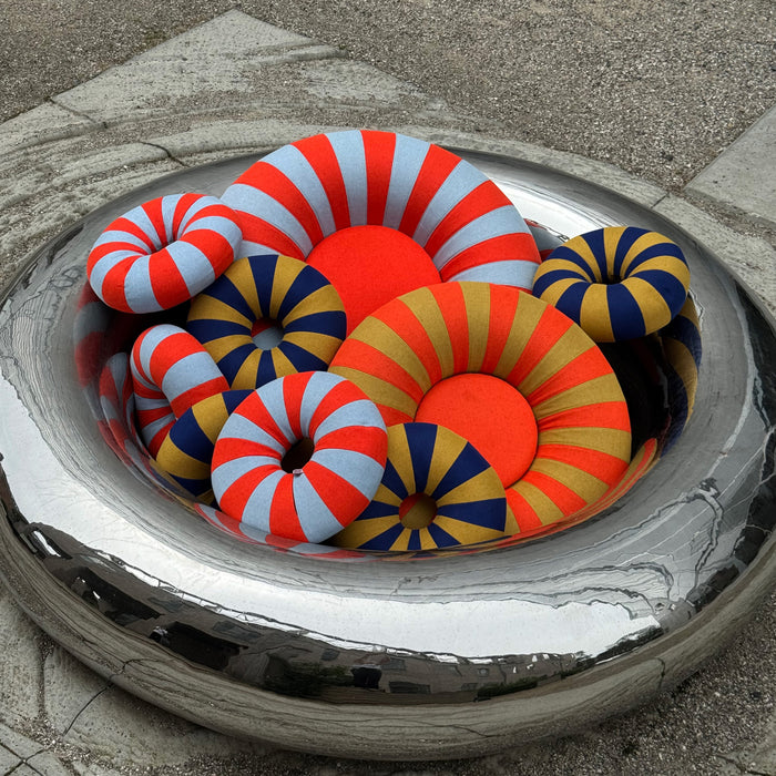 Studio About Float Sierkussen - Blue / Red