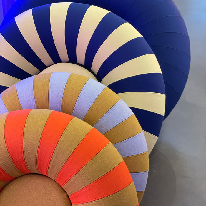 Studio About Float Poef Large - Dark Blue