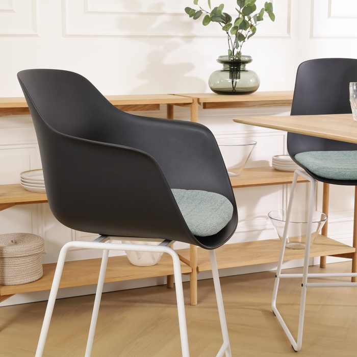 Nolon Nino-Liz Barkruk Zwart - Zacht Groen Kussen - Wit Frame - 65 cm