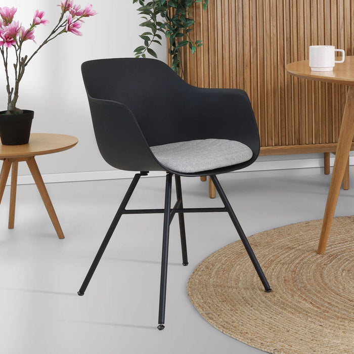 Nolon Noa-Liz Eetkamerstoel Zwart - Lichtgrijs Kussen - Zwarte Poten