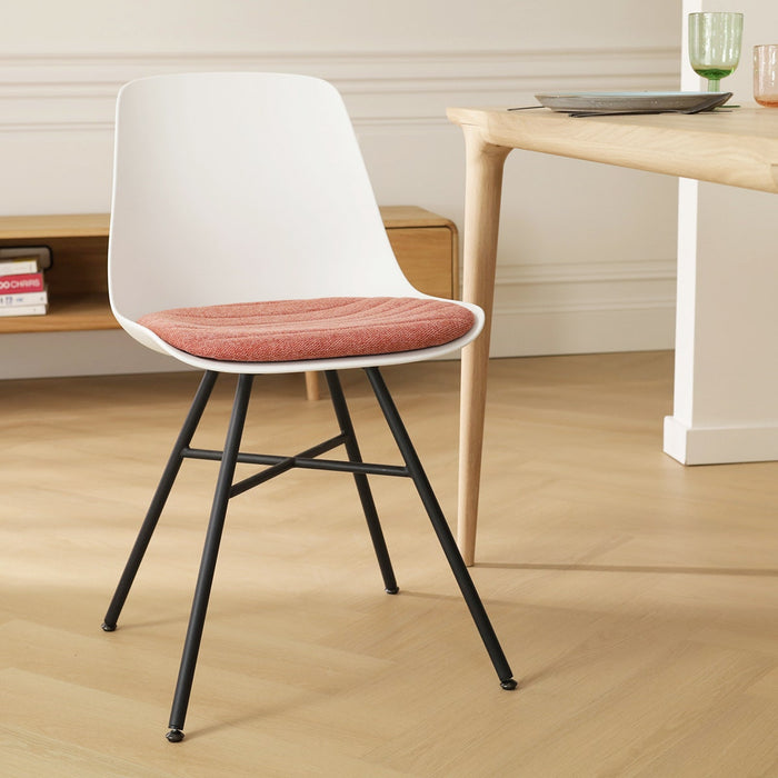 Nolon Noa-Liv Eetkamerstoel Wit - Terracotta Kussen - Zwart Onderstel