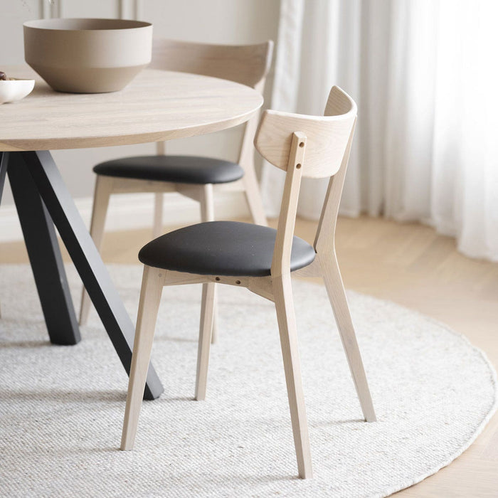 Rowico Home Ami Eikenhouten Eetkamerstoel Whitewash - Zwart Zitkussen