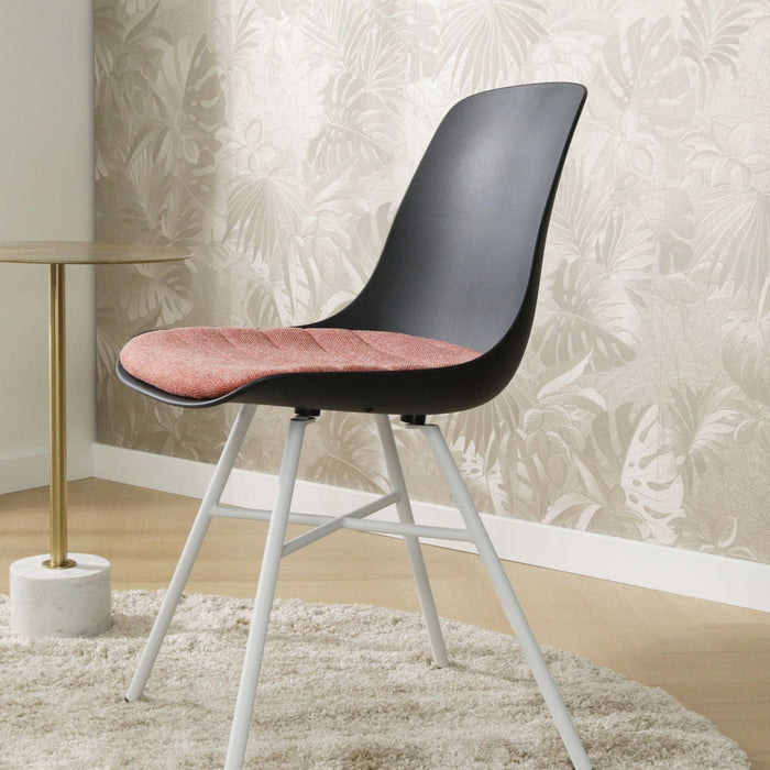 Nolon Noa-Liv Eetkamerstoel Zwart - Terracotta Kussen - Witte Poten