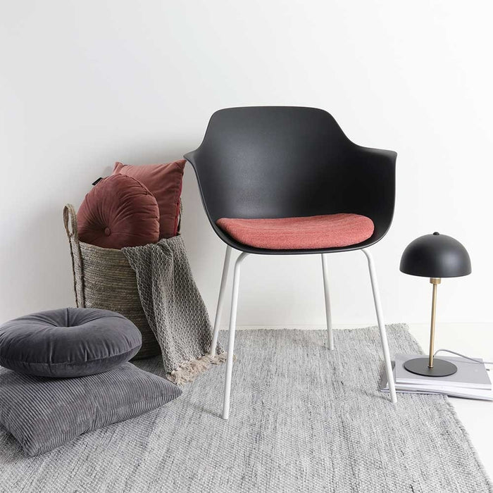 Nolon Nora-Liz Eetkamerstoel Zwart - Terracotta Kussen - Witte Poten