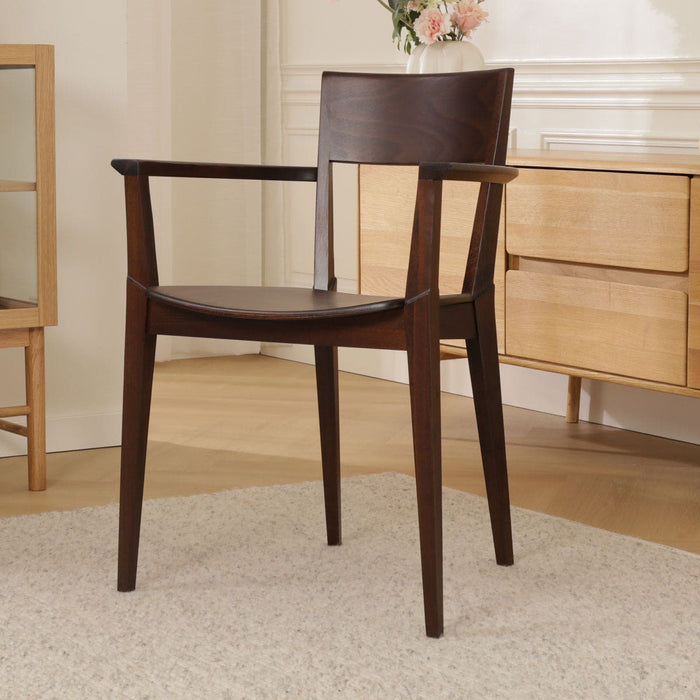 Fameg Felda Houten Eetkamerstoel Walnoot - Met Armleuning