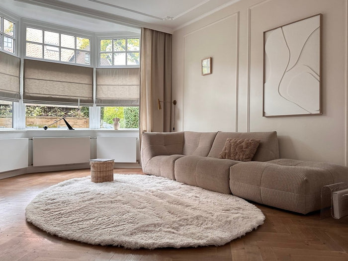 Hoogpolig Organisch vloerkleed Furr Stone beige - Interieur05