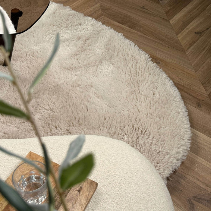 Hoogpolig Organisch vloerkleed Furr Stone beige - Interieur05