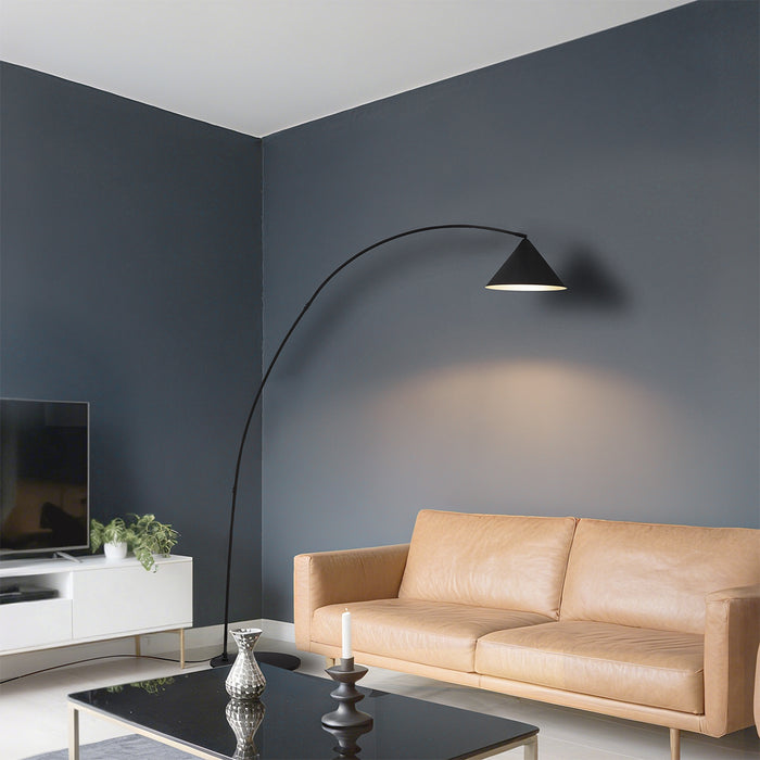 QAZQA Retro vloerlamp zwart met witte binnenkant - Triangolo