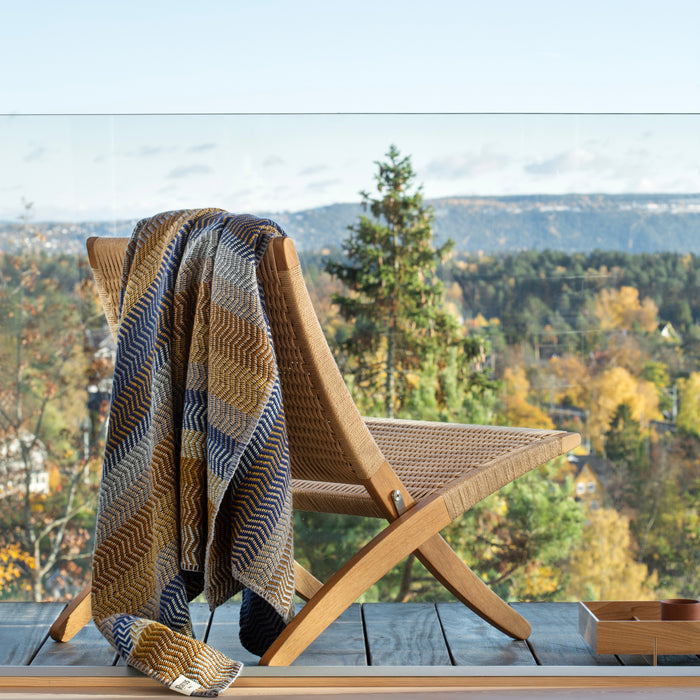 Røros Tweed Fri Plaid - November View