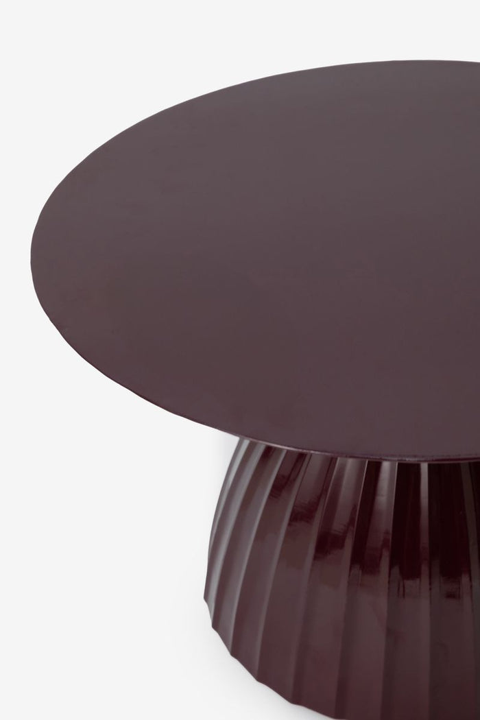 Sissy-Boy Donkerrode scallop bijzettafel large