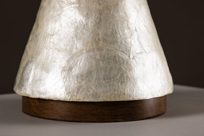 Fjôrd - Tafellamp Lichtgrijs Schelpen - 35x35x56cm - Donsö