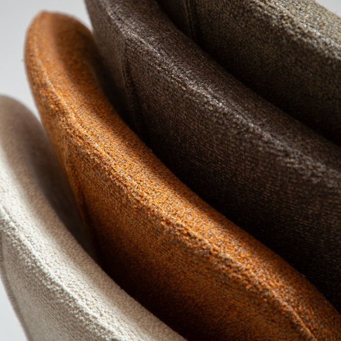 Dan-Form Heap Beige Bouclé Eetkamerstoel set van 2