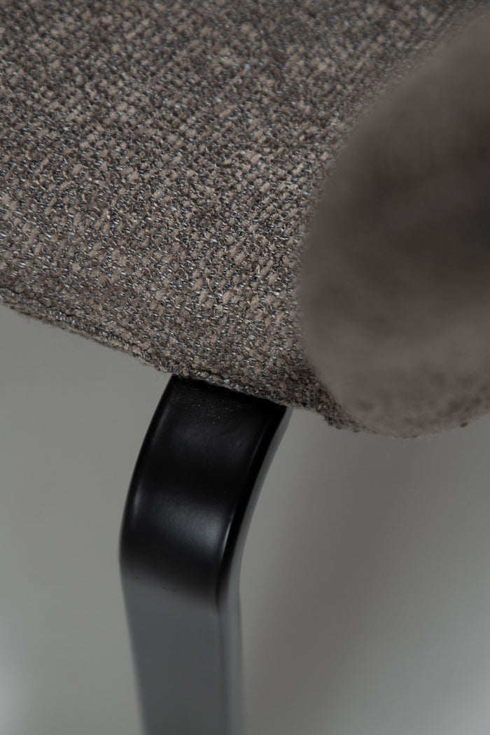 Dan-Form Heap Bruin Bouclé Eetkamerstoel set van 2