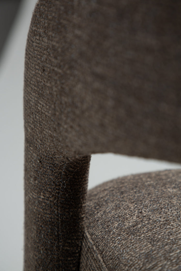 Dan-Form Splendor Bruin Bouclé Eetkamerstoel set van 2