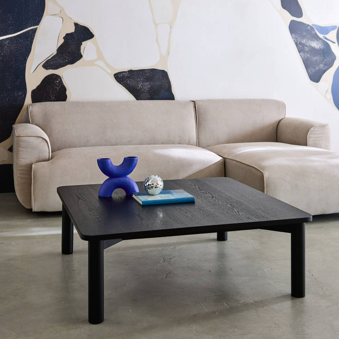 sweeek - Salontafel van rubberhout met eikenfineer, vierkant