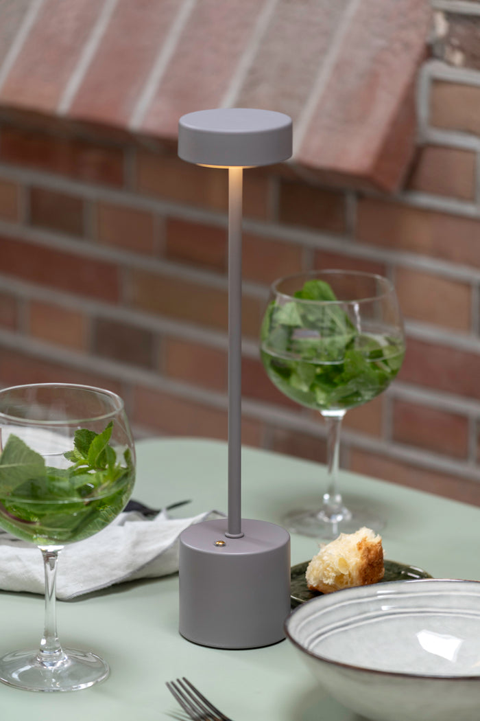 Leitmotiv - Tafellamp Ganar LED - Donkergrijs