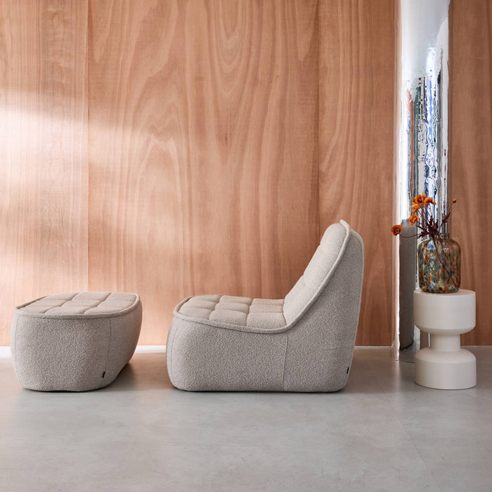 sweeek - Fauteuil bouclé stof 1 zitplaats + voetenbank