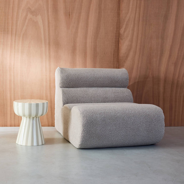 sweeek - Bijzettafel, nachtkastje, geëmailleerd staal gestreept