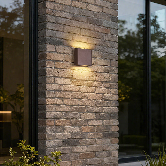 QAZQA Moderne buiten wandlamp roestbruin 11,5 cm incl. LED IP65 -