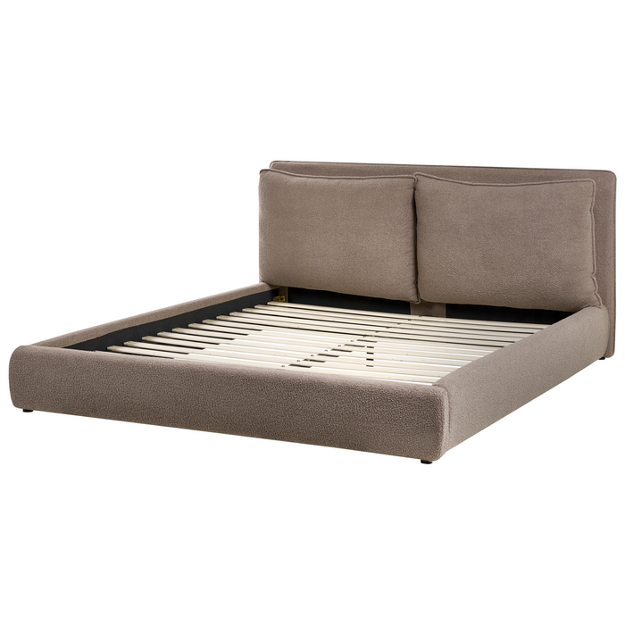 Beliani - BAJONNA - Tweepersoonsbed - Bruin - 180 x 200 cm - Bouclé