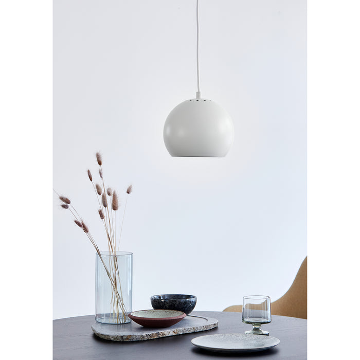 Frandsen Ball Metal Hanglamp Ø 18 cm - White Matt