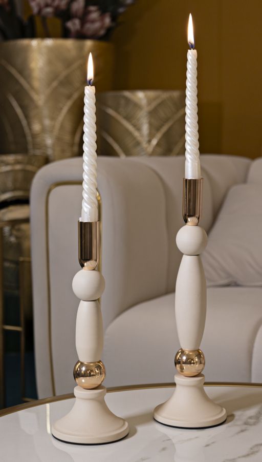 Set van 2 crèmekleurige en gouden metalen kaarsenhouders