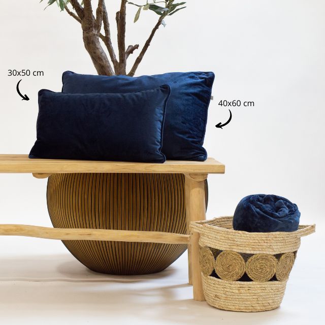 Dutch Decor sierkussen FINN - 30x50 cm Insignia Blue