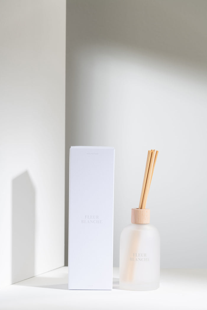 J-Line geurolie Accords Essentiels - Fleur Blanche - wit - 250 ml