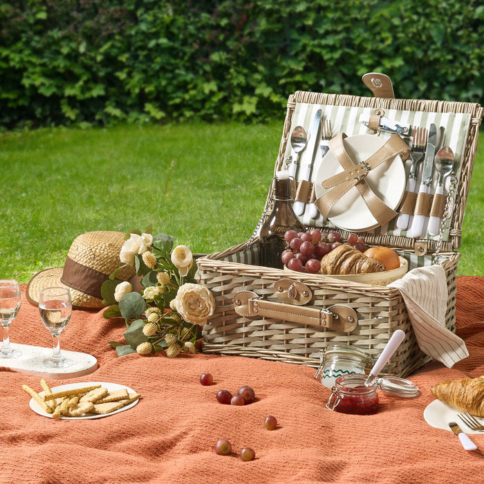 Beliani - CLEMENTINE - Picknickmand voor 4 - Natuurlijk - Wilgenhout