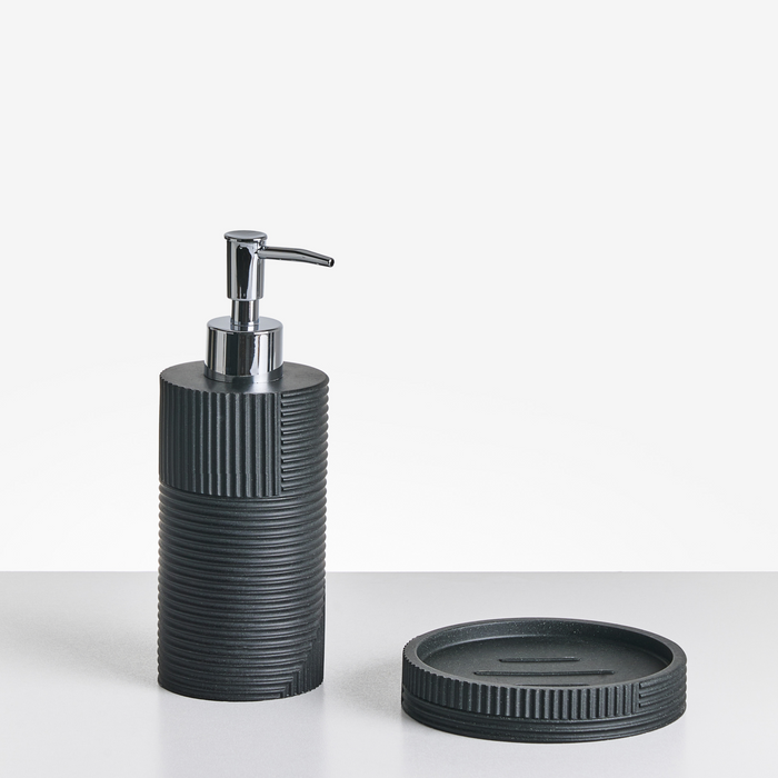 Beliani - SEPAHUA - Badkameraccessoireset - Zwart - Polyresin