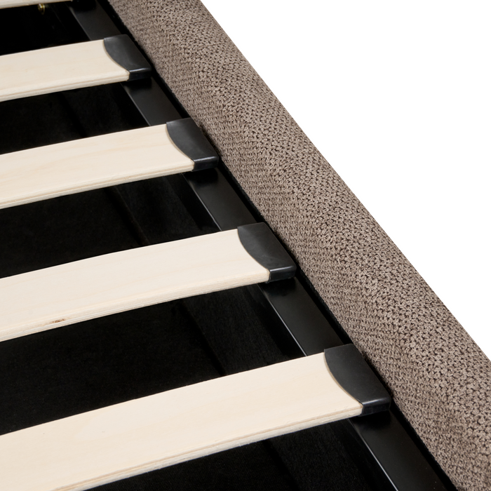 Beliani - TARASCON - Tweepersoonsbed - Taupe - 180 x 200 cm - Stof