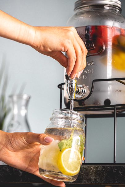 Cookinglife Drankdispensers met Kraantjes en Houders - 2 x 4 Liter