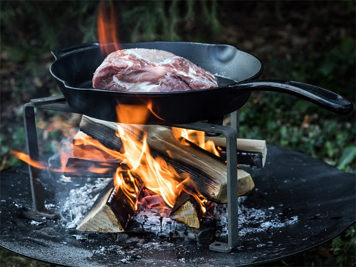 - Gietijzeren Skillet met steel Petromax - 25 cm