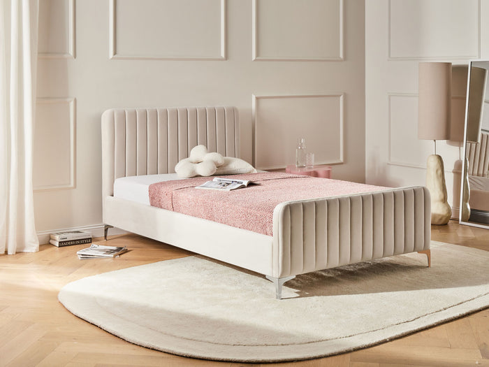 Beliani - LUNAN - Tweepersoonsbed - Beige - 120 x 200 cm - Fluweel