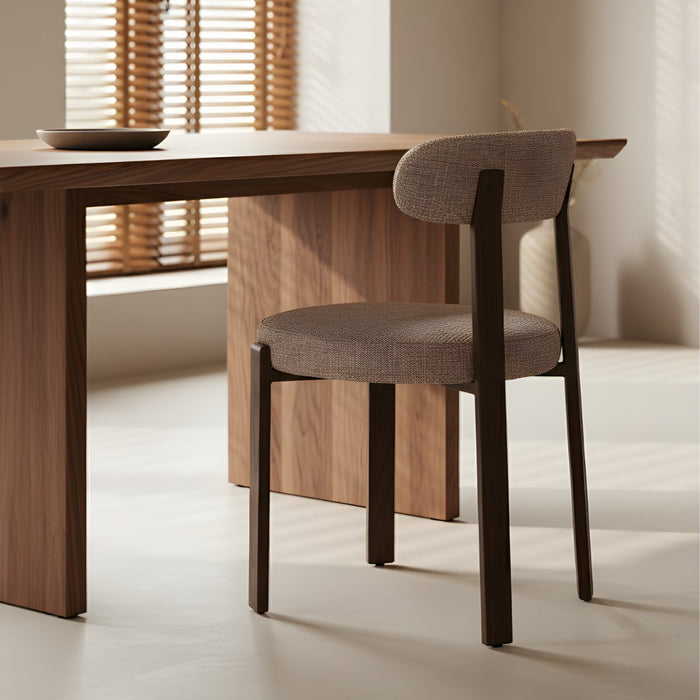 DÉJA Living - Eetkamerstoel Taupe|Walnoot Stof - Lagan - Set van 2